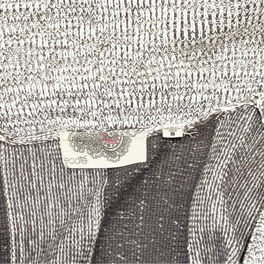 Ecote Urban Outfitter Woman Gray Knit Shawl Snap Button Cardigan Size S